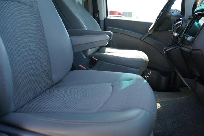 Mercedes-Benz Viano I (W639) с пробегом 2009 года, цена 1 755 000 рублей, 358500 км, минивэн, Автокод Объявления