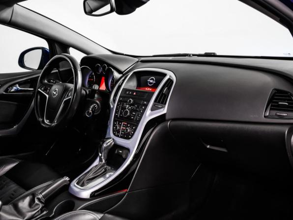 Opel Astra J Рестайлинг с пробегом 2014 года, цена 898 000 рублей, 142301 км, хэтчбек, Автокод Объявления