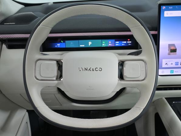 Lynk &amp; Co 900 с пробегом 2025 года, цена 7 198 000 рублей, 12900 км, внедорожник, Автокод Объявления