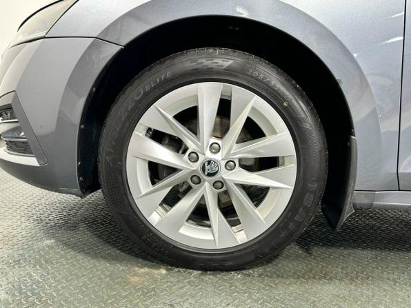 Skoda Octavia IV (A8) с пробегом 2020 года, цена 2 090 000 рублей, 182078 км, лифтбек, Автокод Объявления