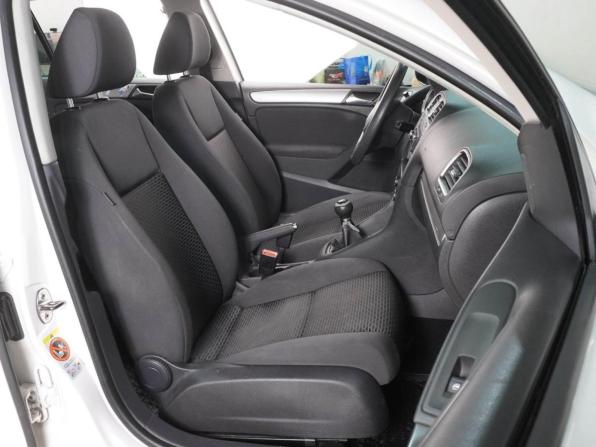 Volkswagen Golf VI с пробегом 2011 года, цена 649 000 рублей, 445887 км, хэтчбек, Автокод Объявления