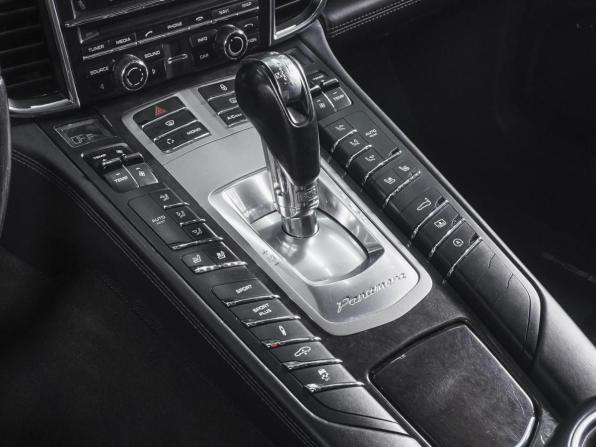 Porsche Panamera I с пробегом 2012 года, цена 2 299 000 рублей, 134828 км, лифтбек, Автокод Объявления