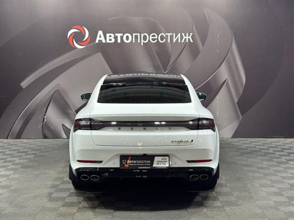 Geely Preface I с пробегом 2024 года, цена 2 490 000 рублей, 25380 км, седан, Автокод Объявления