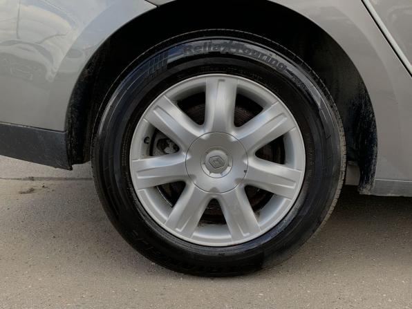 Renault Laguna III с пробегом 2008 года, цена 599 000 рублей, 227975 км, лифтбек, Автокод Объявления