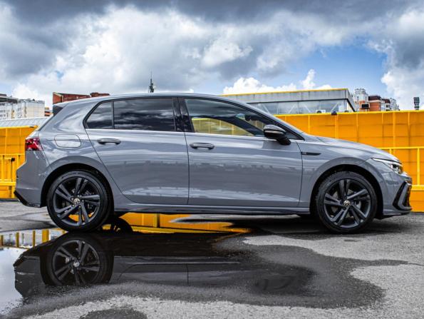 Volkswagen Golf VIII с пробегом 2021 года, цена 2 799 000 рублей, 53000 км, хэтчбек, Автокод Объявления