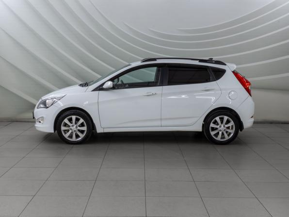 Hyundai Solaris I Рестайлинг с пробегом 2015 года, цена 1 098 000 рублей, 158203 км, хэтчбек, Автокод Объявления