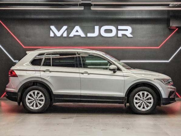Volkswagen Tiguan II Рестайлинг с пробегом 2021 года, цена 2 655 000 рублей, 74000 км, внедорожник, Автокод Объявления