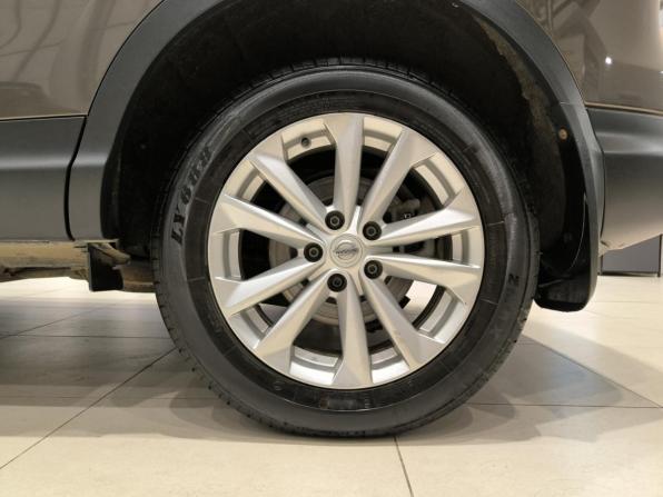 Nissan Qashqai II с пробегом 2015 года, цена 1 499 000 рублей, 104727 км, внедорожник, Автокод Объявления