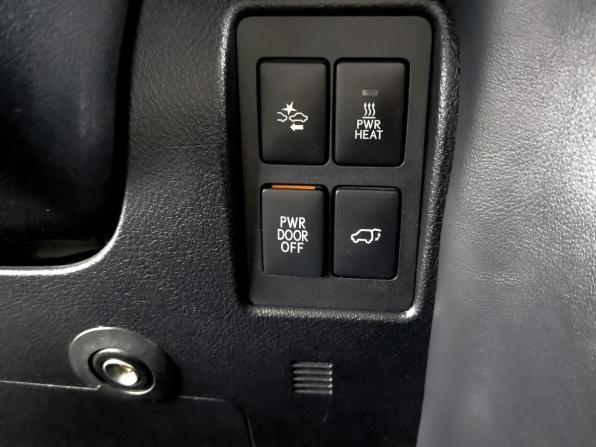 Lexus LX III Рестайлинг 2 с пробегом 2019 года, цена 10 245 000 рублей, 50975 км, внедорожник, Автокод Объявления