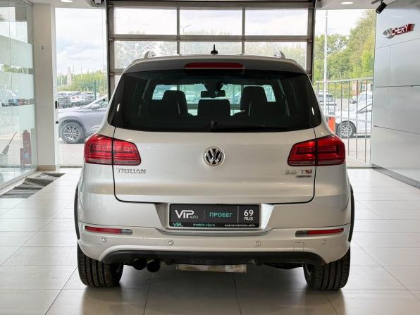 Volkswagen Tiguan I Рестайлинг с пробегом 2014 года, цена 1 575 000 рублей, 300743 км, внедорожник, Автокод Объявления