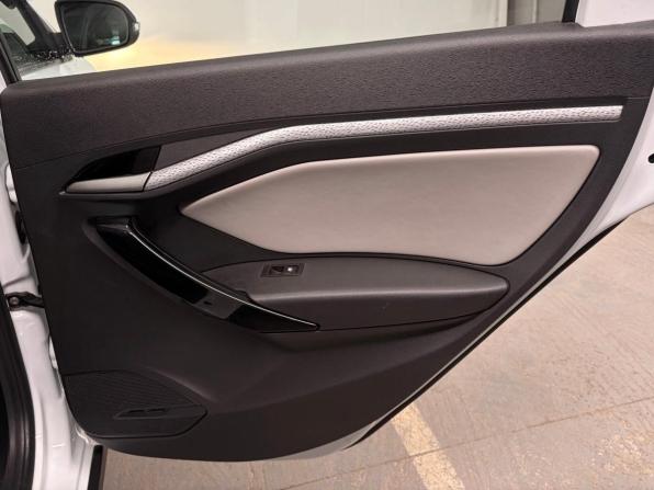 Lada (ВАЗ) Vesta I с пробегом 2021 года, цена 1 230 000 рублей, 91362 км, универсал, Автокод Объявления