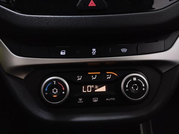Lada (ВАЗ) Vesta I с пробегом 2019 года, цена 1 299 000 рублей, 63646 км, универсал, Автокод Объявления