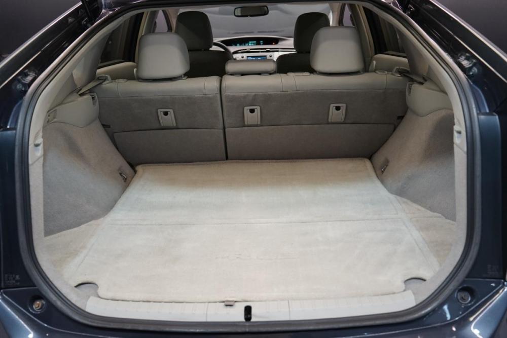 Toyota Prius III (XW30) Крым  - изображение 21