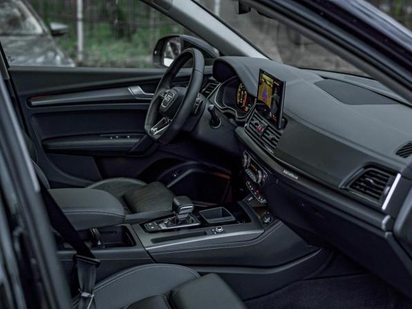 Audi Q5 II (FY) Рестайлинг с пробегом 2023 года, цена 4 800 000 рублей, 5498 км, внедорожник, Автокод Объявления