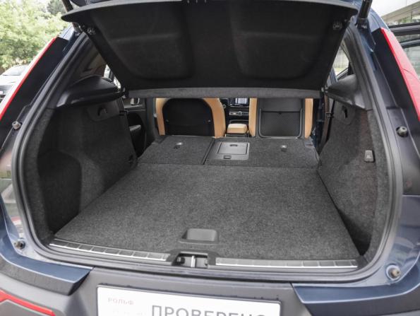Volvo XC40 I с пробегом 2021 года, цена 3 549 000 рублей, 80677 км, внедорожник, Автокод Объявления