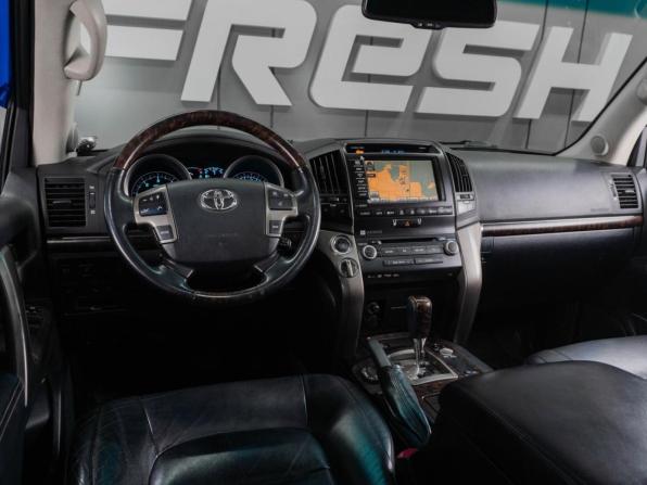 Toyota Land Cruiser 200 Series с пробегом 2011 года, цена 3 369 000 рублей, 164418 км, внедорожник, Автокод Объявления