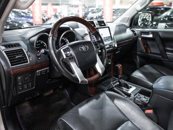 Toyota Land Cruiser Prado 150 Series Рестайлинг 1 с пробегом 2014 года, цена 3 100 989 рублей, 228711 км, внедорожник, Автокод Объявления