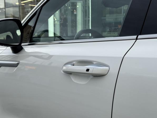 Kia Sorento IV Рестайлинг с пробегом 2024 года, цена 4 615 000 рублей, 44350 км, внедорожник, Автокод Объявления