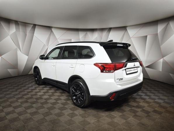 Mitsubishi Outlander III Рестайлинг 3 с пробегом 2021 года, цена 2 659 000 рублей, 49001 км, внедорожник, Автокод Объявления