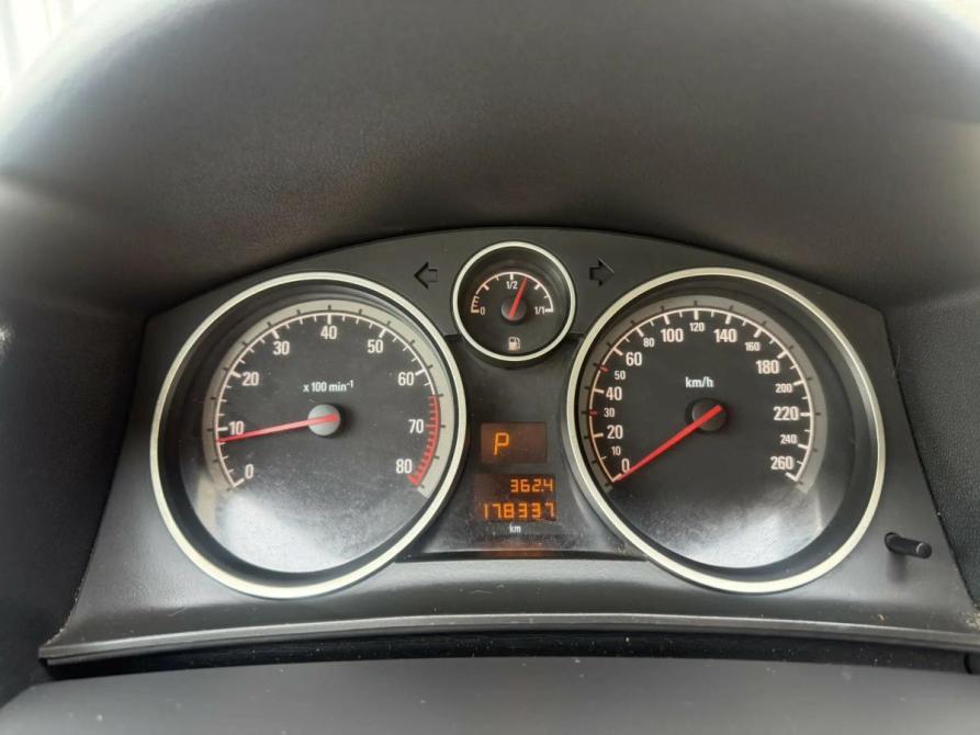 Opel Astra H Рестайлинг Ростов-на-Дону  - изображение 12