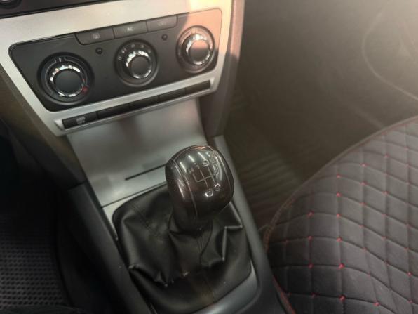 Skoda Octavia II (A5) Рестайлинг с пробегом 2012 года, цена 679 000 рублей, 262441 км, лифтбек, Автокод Объявления