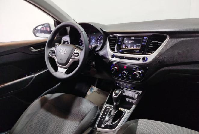Hyundai Solaris I Рестайлинг с пробегом 2017 года, цена 1 240 000 рублей, 139031 км, седан, Автокод Объявления