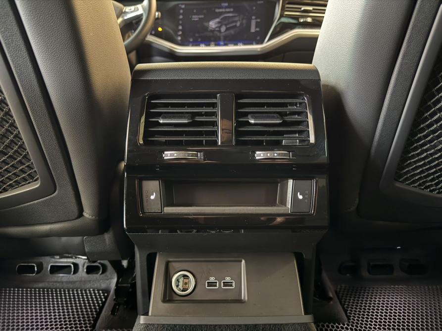 Volkswagen Touareg III Краснодар  - изображение 24