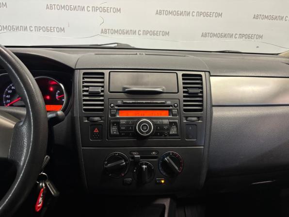 Nissan Tiida I Рестайлинг с пробегом 2010 года, цена 549 000 рублей, 300000 км, хэтчбек, Автокод Объявления