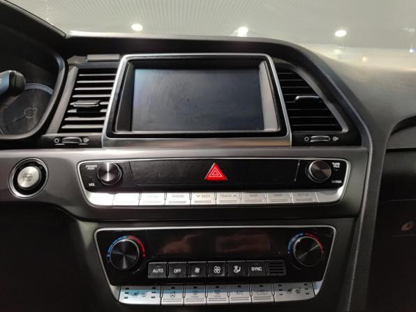 Hyundai Sonata VII (LF) Рестайлинг с пробегом 2019 года, цена 1 699 000 рублей, 144153 км, седан, Автокод Объявления