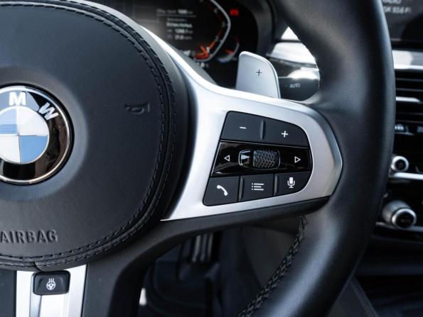 BMW 5 серии VII (G30/G31/G38) Рестайлинг с пробегом 2021 года, цена 4 850 000 рублей, 1890 км, седан, Автокод Объявления