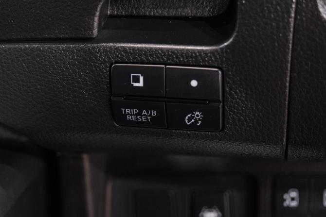 Nissan Serena IV (C26) с пробегом 2015 года, цена 1 129 000 рублей, 240000 км, минивэн, Автокод Объявления
