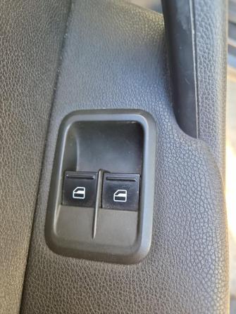 Skoda Yeti I Рестайлинг с пробегом 2014 года, цена 977 000 рублей, 184056 км, внедорожник, Автокод Объявления