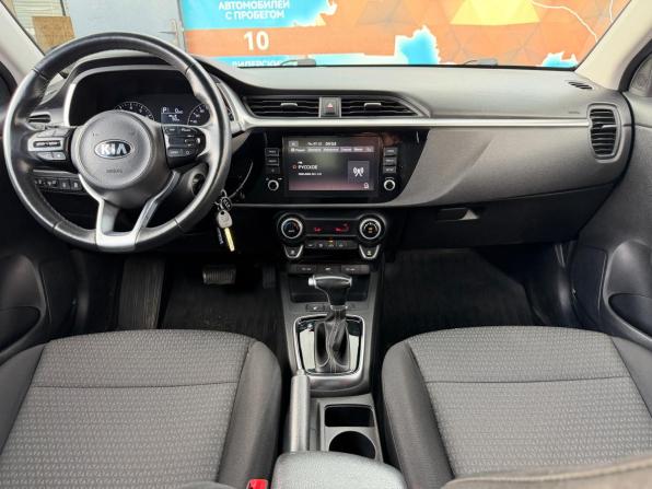 Kia Rio IV Рестайлинг с пробегом 2021 года, цена 1 700 000 рублей, 100189 км, хэтчбек, Автокод Объявления