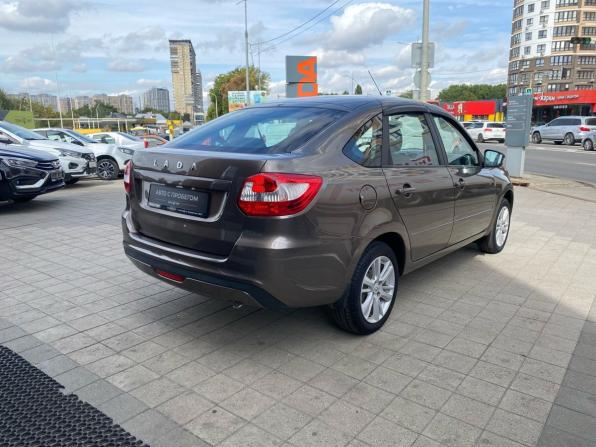 Lada (ВАЗ) Granta I Рестайлинг с пробегом 2022 года, цена 815 000 рублей, 43000 км, лифтбек, Автокод Объявления