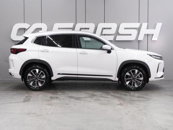 Exeed LX I Рестайлинг с пробегом 2024 года, цена 2 099 000 рублей, 42856 км, внедорожник, Автокод Объявления