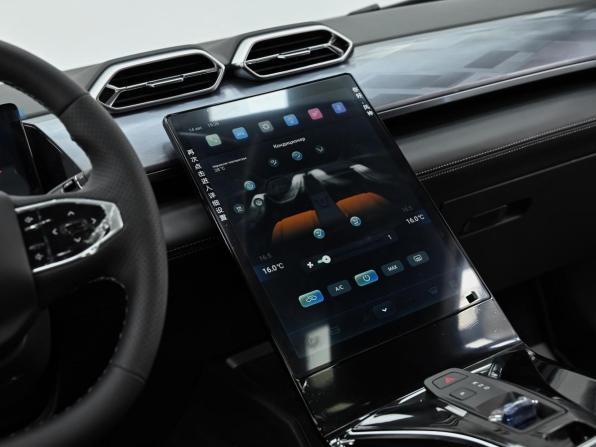Dongfeng Mage с пробегом 2025 года, цена 2 499 000 рублей, 14 км, внедорожник, Автокод Объявления