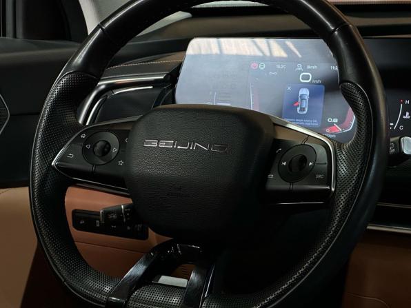 BAIC X75 с пробегом 2024 года, цена 2 099 000 рублей, 24539 км, внедорожник, Автокод Объявления