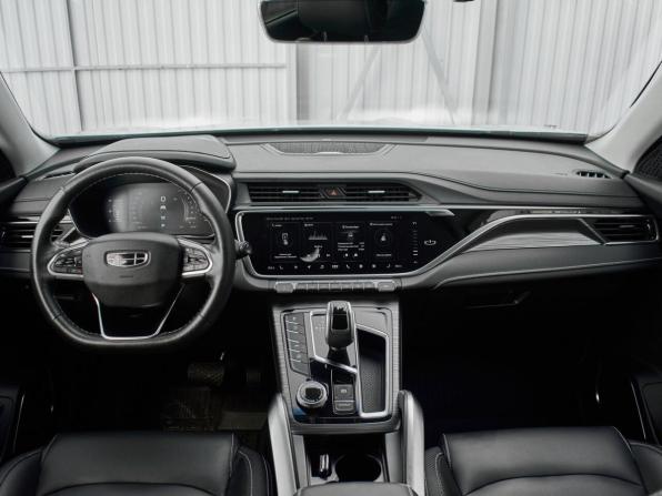 Geely Atlas Pro с пробегом 2022 года, цена 1 980 000 рублей, 51328 км, внедорожник, Автокод Объявления