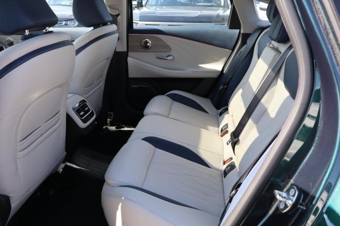 Chery Arrizo 8 с пробегом 2024 года, цена 2 259 000 рублей, 4000 км, седан, Автокод Объявления