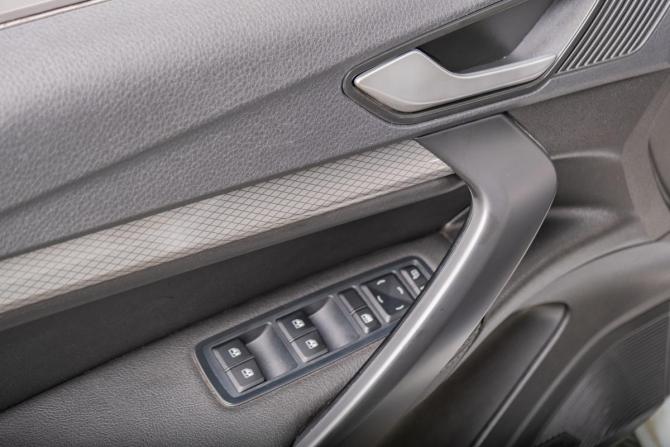 Lada (ВАЗ) Vesta I Рестайлинг (NG) с пробегом 2024 года, цена 1 289 000 рублей, 46100 км, седан, Автокод Объявления