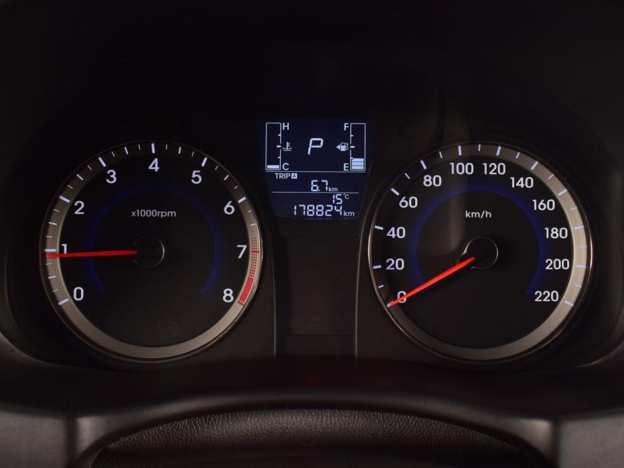 Hyundai Solaris I Рестайлинг Кемерово  - изображение 9