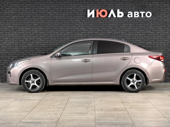 Kia Rio IV с пробегом 2018 года, цена 1 350 000 рублей, 98827 км, седан, Автокод Объявления