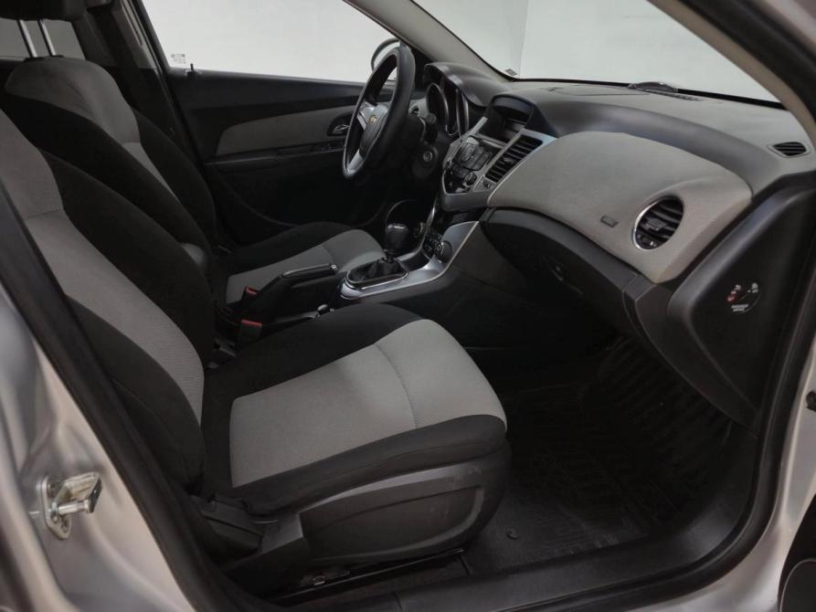 Chevrolet Cruze I Альметьевск  - изображение 13
