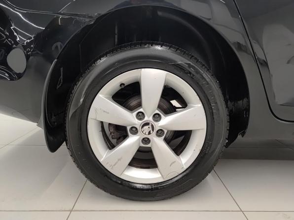 Skoda Rapid I с пробегом 2014 года, цена 870 000 рублей, 228363 км, лифтбек, Автокод Объявления