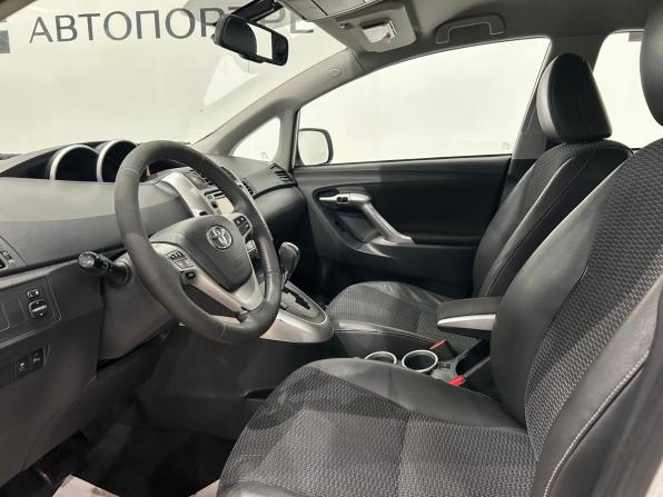 Toyota Verso I с пробегом 2012 года, цена 829 000 рублей, 294213 км, компактвэн, Автокод Объявления