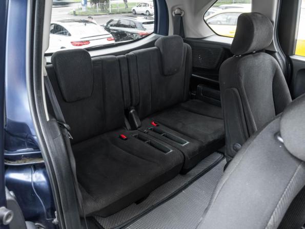 Honda Freed I Рестайлинг с пробегом 2012 года, цена 996 800 рублей, 205750 км, компактвэн, Автокод Объявления