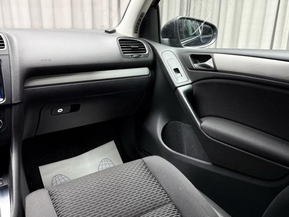 Volkswagen Golf VI с пробегом 2011 года, цена 979 000 рублей, 114776 км, хэтчбек, Автокод Объявления