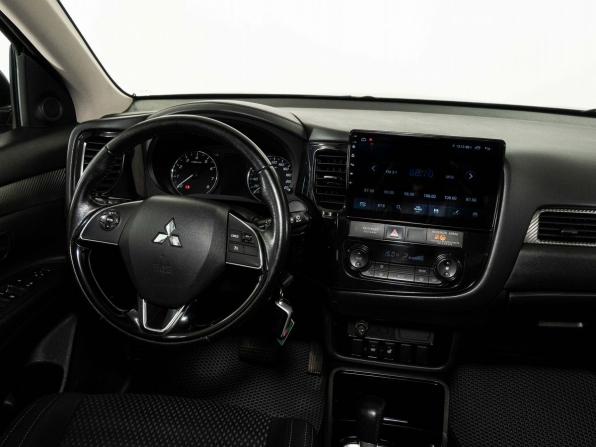 Mitsubishi Outlander III Рестайлинг 2 с пробегом 2018 года, цена 1 998 000 рублей, 138438 км, внедорожник, Автокод Объявления