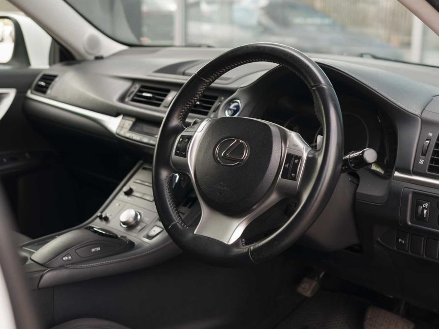 Lexus CT I Новосибирск  - изображение 11
