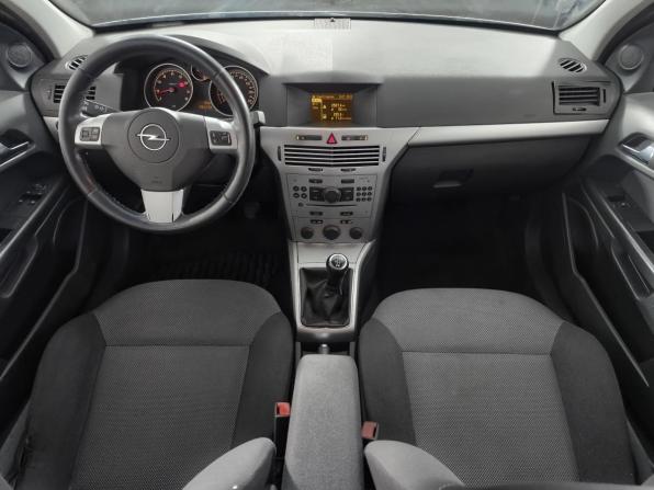 Opel Astra H Рестайлинг с пробегом 2011 года, цена 439 000 рублей, 257172 км, универсал, Автокод Объявления